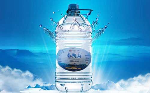 南朔山礦泉水：冬至暖情，共飲健康之水